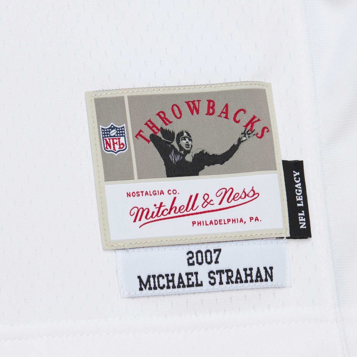 New York Giants mens mitchell  ness michael strahan white new york giants legacy replica jersey | Giants Shop